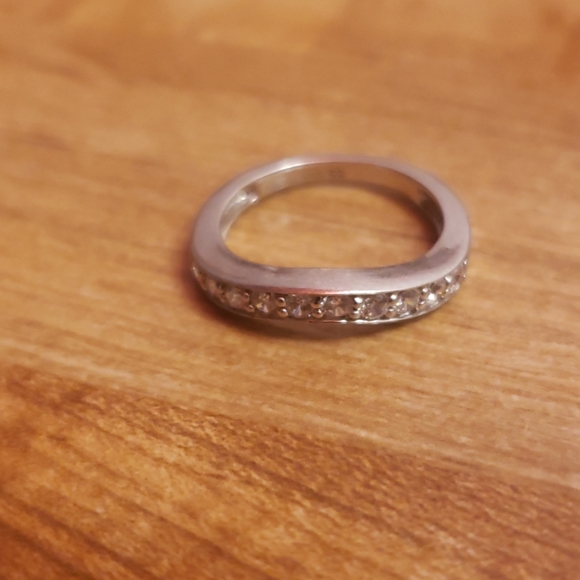 Diamond ring - Picture 2 of 4